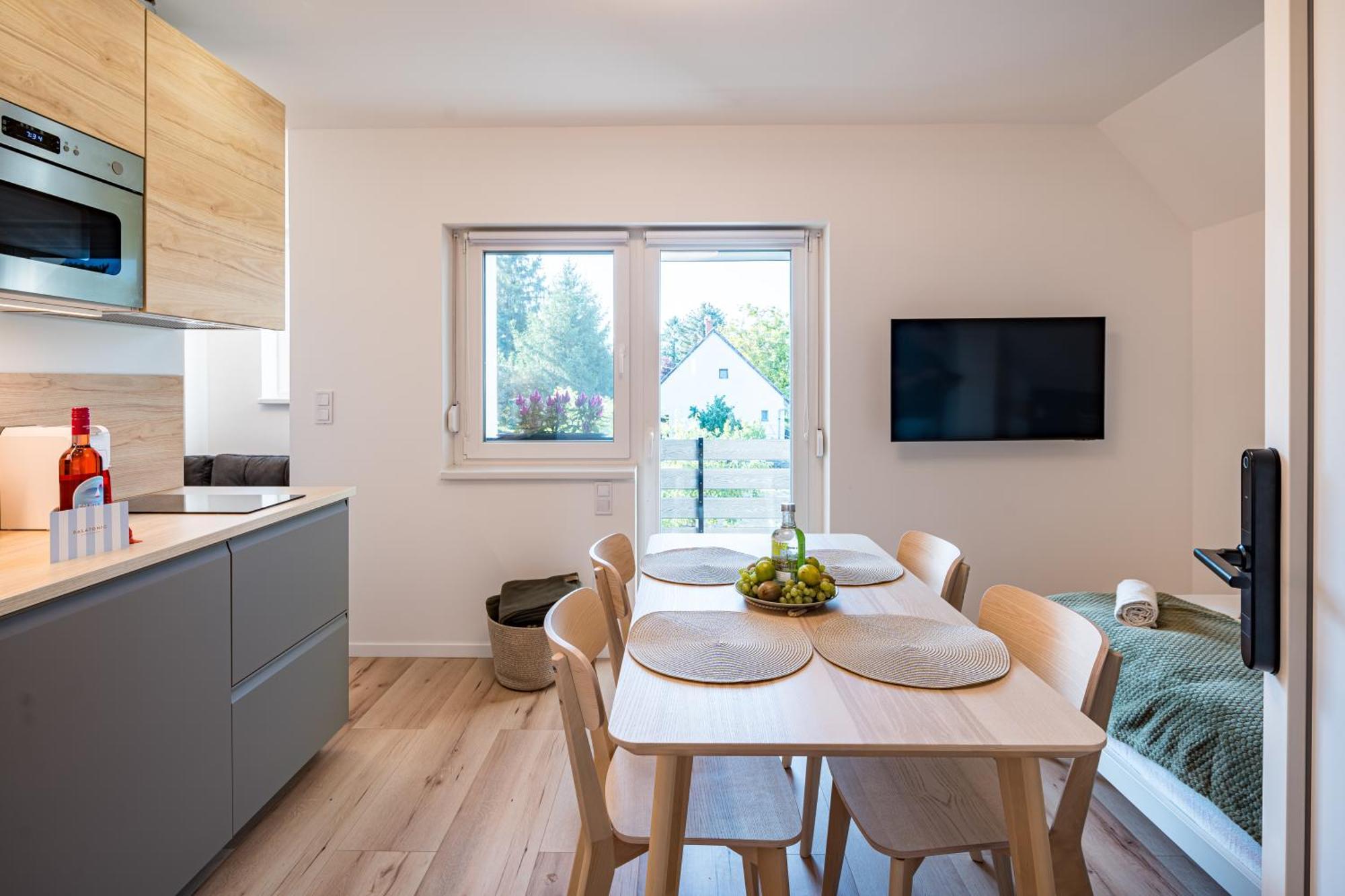 Balatonic Lime Apartmanhaz Сиофок Екстериор снимка