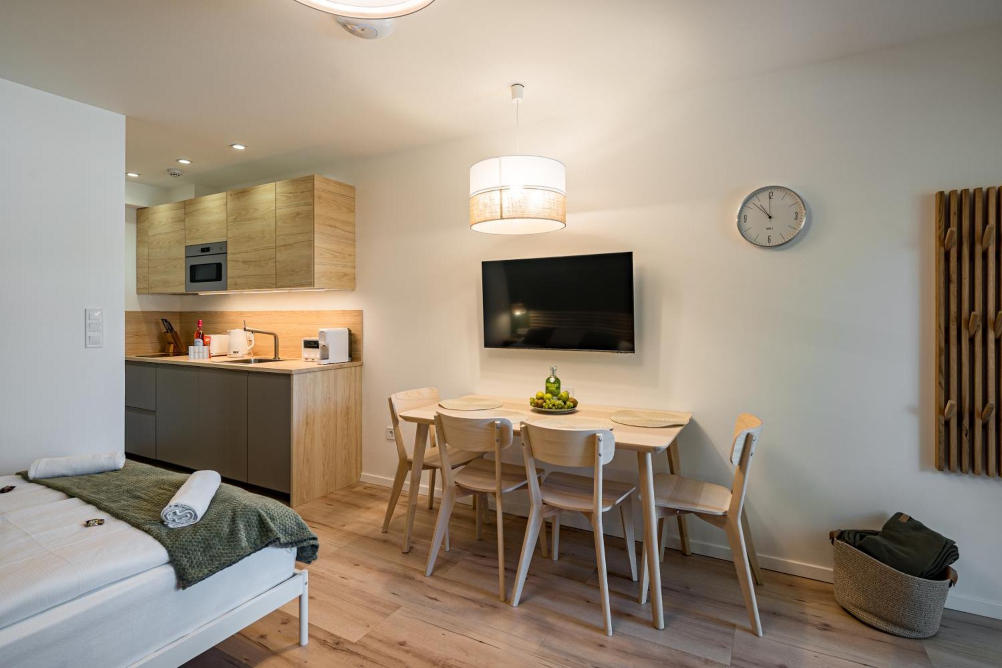 Balatonic Lime Apartmanhaz Сиофок Екстериор снимка